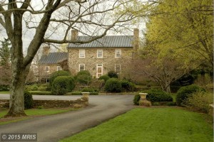Historic home in Round Hill